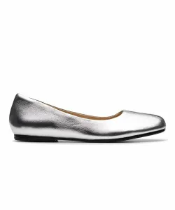 Повседневные туфли Clarks 005K Livia Lily серебристого цвета