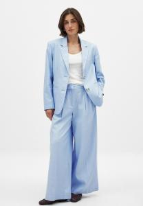 Короткое пальто REGULAR BLEND NA-KD, синий