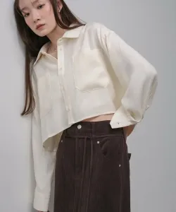 Короткая рубашка, заправленная сзади