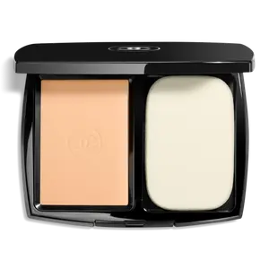 ULTRA LE TEINT Ультрастойкая, комфорт на весь день, безупречное покрытие, компактная тональная основа CHANEL, B40 (intense medium shade, neutral undertone)