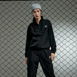 Куртка женская черный Mlb