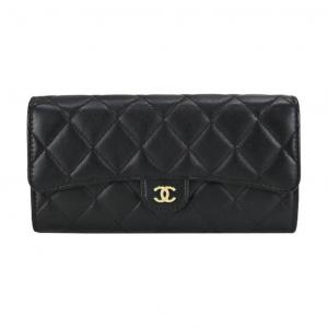 Женский кошелёк из ягнёнка чёрный CHANEL