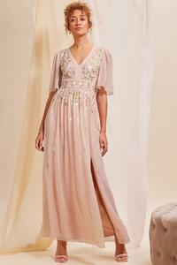 Украшенное шифоновое платье макси с развевающимися рукавами Love & Roses, розовый