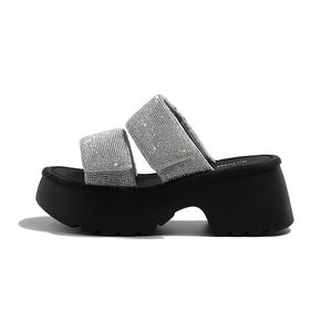 Женские тапочки-слайды со стразами, устойчивые к истиранию MIS. DANNY, Silver