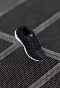 Кроссовки Nike Sportswear P 6000, Black/Metallic Gold-Coloured Grain/Sail/Black