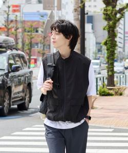 Эластичный сетчатый жилет AIRCO с дышащими и немнущимися свойствами Coen, цвет Black