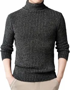 Мужской свитер с высоким воротником и длинными рукавами