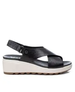 Женские сандалии на платформе от XTI, черный