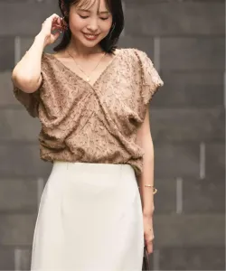 Блузка с V-образным вырезом и жаккардовым леопардовым принтом, которую можно стирать Noble, цвет Camel