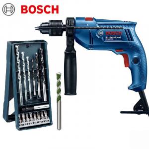 Ударная дрель Bosch GSB 550 + набор сверл