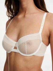 Chantelle Бюстгальтер на косточках кремового цвета