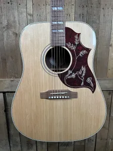 Gibson Hummingbird Studio (орех) - натуральный