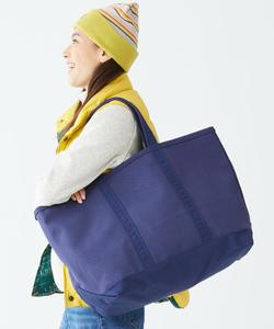 Прочный большой ящик для лодок и сумок.