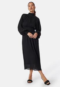 Повседневное платье STRUCTURED Bubbleroom, черный