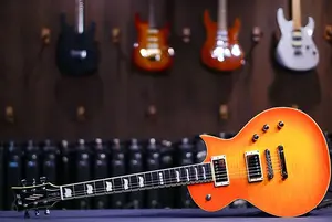 ESP E II Eclipse с полным корпусом, цвет Vintage Honey Burst