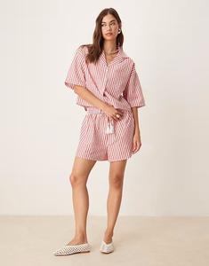 Пляжный короткий комбинезон Aray в красно-белую полоску