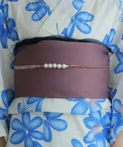 Пояс оби с жемчужной отделкой