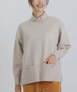 Вязаный свитер с высоким воротником и вышитой блестящей нашивкой Studio Picone, цвет Beige(019)