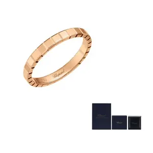 Chopard Кольцо из розового золота 18 карат с чистыми бриллиантами в виде ледяных кубиков