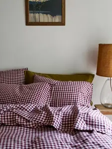 Постельное белье Piglet in Bed Gingham Linen Blend, цвет berry