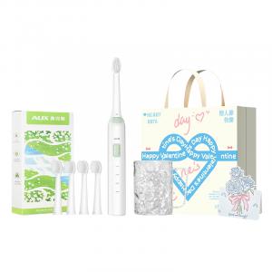 Электрическая зубная щетка AUX