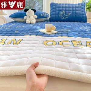 Yalu Наматрасник 150х200 см из зимнего велюра, трехслойный, с наволочками