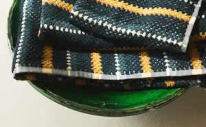 Жаккардовое банное полотенце с геометрическим рисунком Zara Home, цвет Dark Petrol Blue