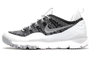 Кроссовки Nike Lupinek Flyknit Low Black Wolf Grey, черный/белый