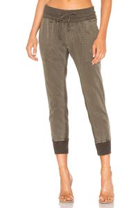 Контрастные спортивные штаны James Perse, зеленый