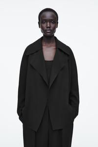 Блейзер из струящегося крепа Cos, черный