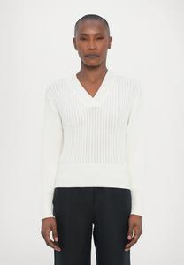 Джемпер SWEATER REMAIN, кремовый