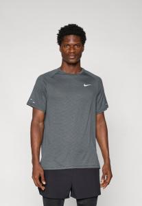 Спортивная футболка Nike Performance STRIDE, Black/Reflective Silver-Coloured/Black