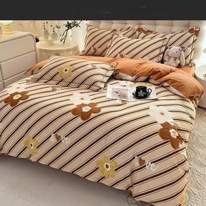 Belle Комплект постельного белья, 4 предмета, 100% хлопок, для кровати 1.5м, пододеяльник 200*230см, Winter Love Song - Coffee