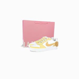 Кроссовки Butter Bear Low top Women's Nike, светло-желтый