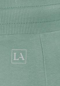 Короткие спортивные штаны LASCANA Active, светло-зеленый