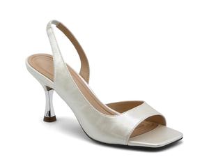 Сандалии Adrienne Vittadini Jake Sandal, White Pearl