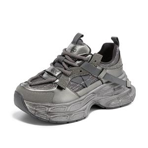 La Chapelle Амортизирующие противоскользящие износостойкие массивные кроссовки женские Gunmetal, цвет Gunmetal