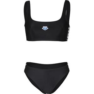 Легенды бикини-гонщицы вернули двух Arena, черный