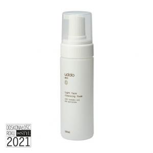 Легкая очищающая пенка для лица с маслом цубаки и спирулиной, 150 мл Uddo