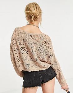 Кардиган с завязками спереди крючком бежевого цвета