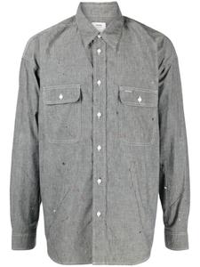 Visvim рубашка с эффектом разбрызганной краски и логотипом, серый