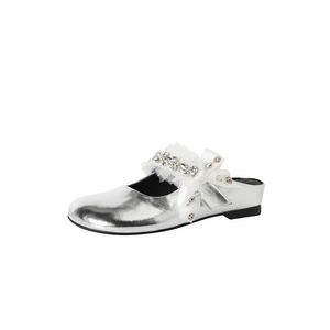 Hongyanglin Женские противоскользящие тапочки с защитным носком серебристые, цвет Silver