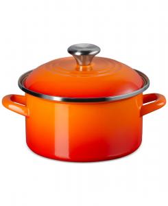 Небольшая кастрюля из эмалированной стали, объемом 3,8 кварты Le Creuset, Flame