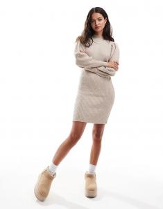 Платье-джемпер с высоким воротом и рукавами-фонариками бежевого цвета ONLY