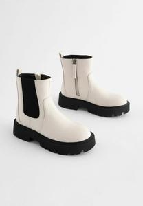 Классические ботильоны CHUNKY CHELSEA Next, белый