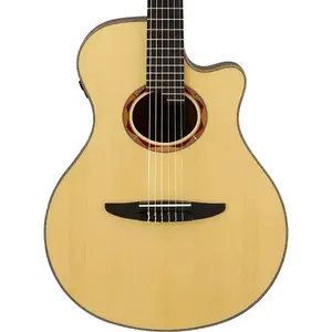 Yamaha Ntx - акустическая электро-классическая гитара; массивная верхняя дека из европейской ели; гриф из красного дерева; Atmosfeel (пьезозвукосниматель под седлом + контактный датчик + микрофон); чехол для переноски; натуральный цвет