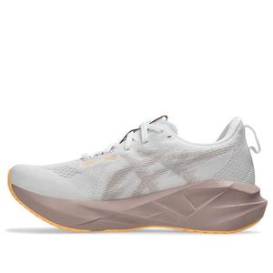 Кроссовки (WMNS) ASICS Novablast 5 Wide 'White Fawn'