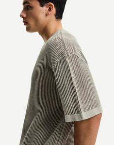 Футболка Bershka с короткими рукавами из сетки серого цвета