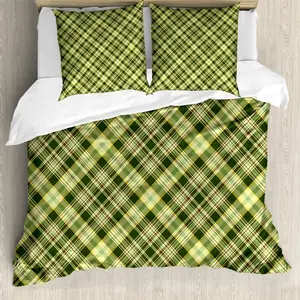 Пододеяльник ABAKUHAUS, зелено-коричневый, с диагональным рисунком в клетку, с защитой от клещей, подходит для аллергиков, с наволочками, 155 см x 220 см - 80 x 80 см, цвет папоротниково-зеленый и коричневый Abakuhaus
