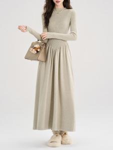 Вязаное платье с ребристым узором. Женское платье Doux Belle, цвет Light Khaki